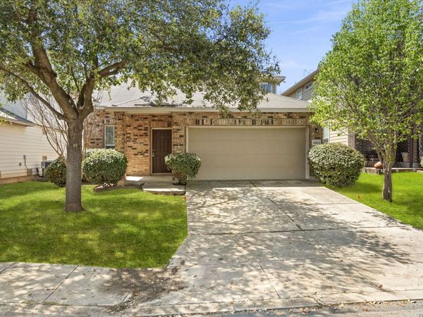 10814 MUSTANG OAK DR, San Antonio, TX 78254