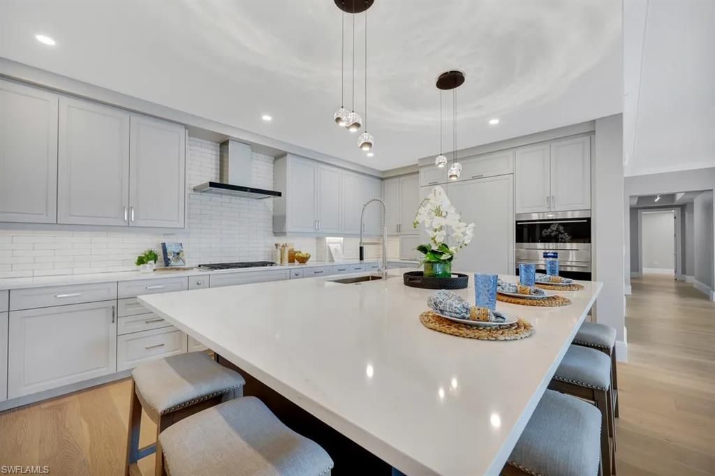 1130 3rd Ave S, Unit 512, Naples, FL 34102 Photo