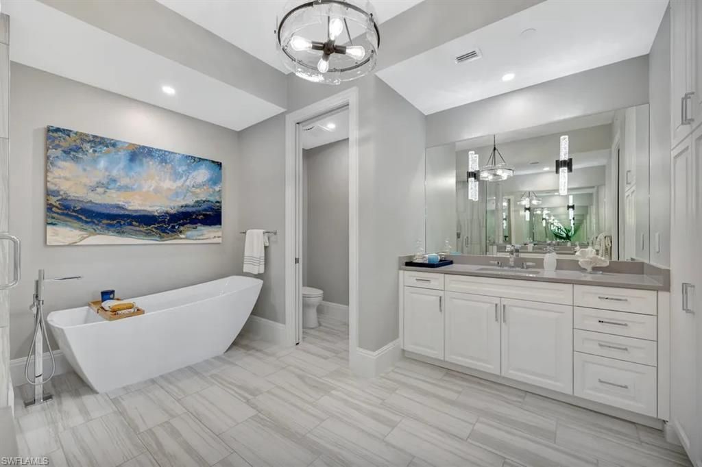 1130 3rd Ave S, Unit 512, Naples, FL 34102 Photo