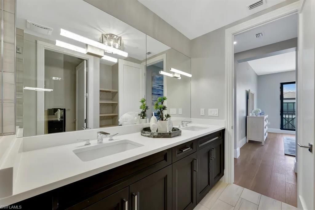 1130 3rd Ave S, Unit 512, Naples, FL 34102 Photo