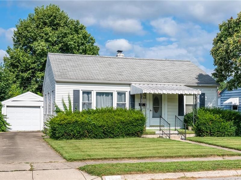 717 Swigart Drive, Fairborn, OH 45324 Photo 2