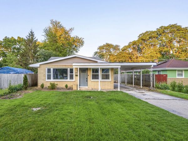 2919 Ezekiel Avenue , Zion, IL 60099