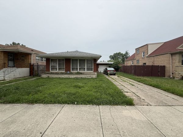 9640 S Morgan Street , Chicago, IL 60643