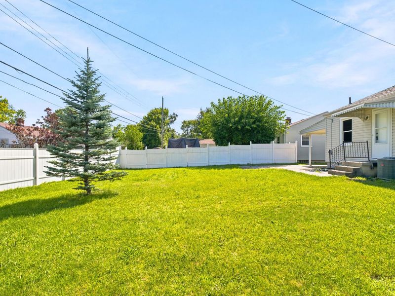 1962 E Beaumont Road , Columbus, OH 43224 Photo 32