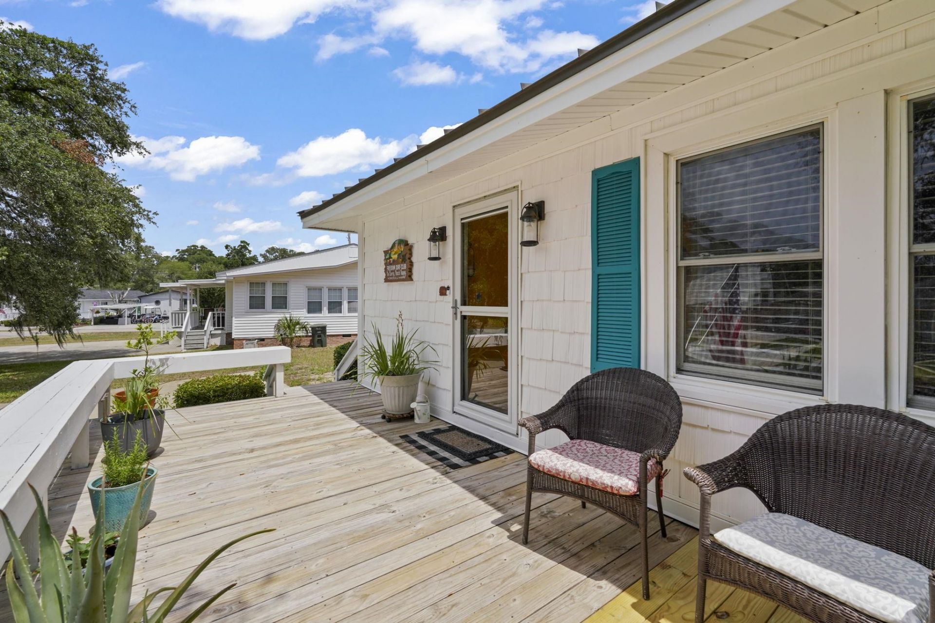 908 Wood St. Photo 6
