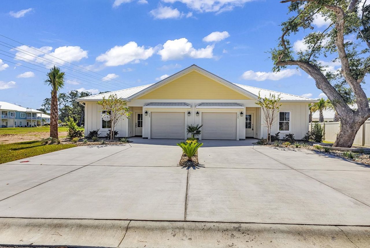 25 Hallandale Lane, Unit Left, Murrells Inlet, SC 29576 Main Photo