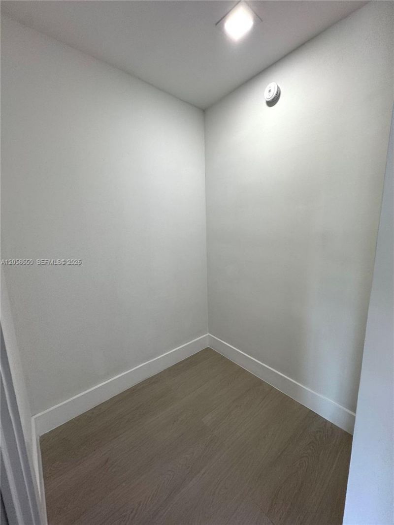 300 Bayview Dr , Unit 1201, Sunny Isles Beach, FL 33160 Photo