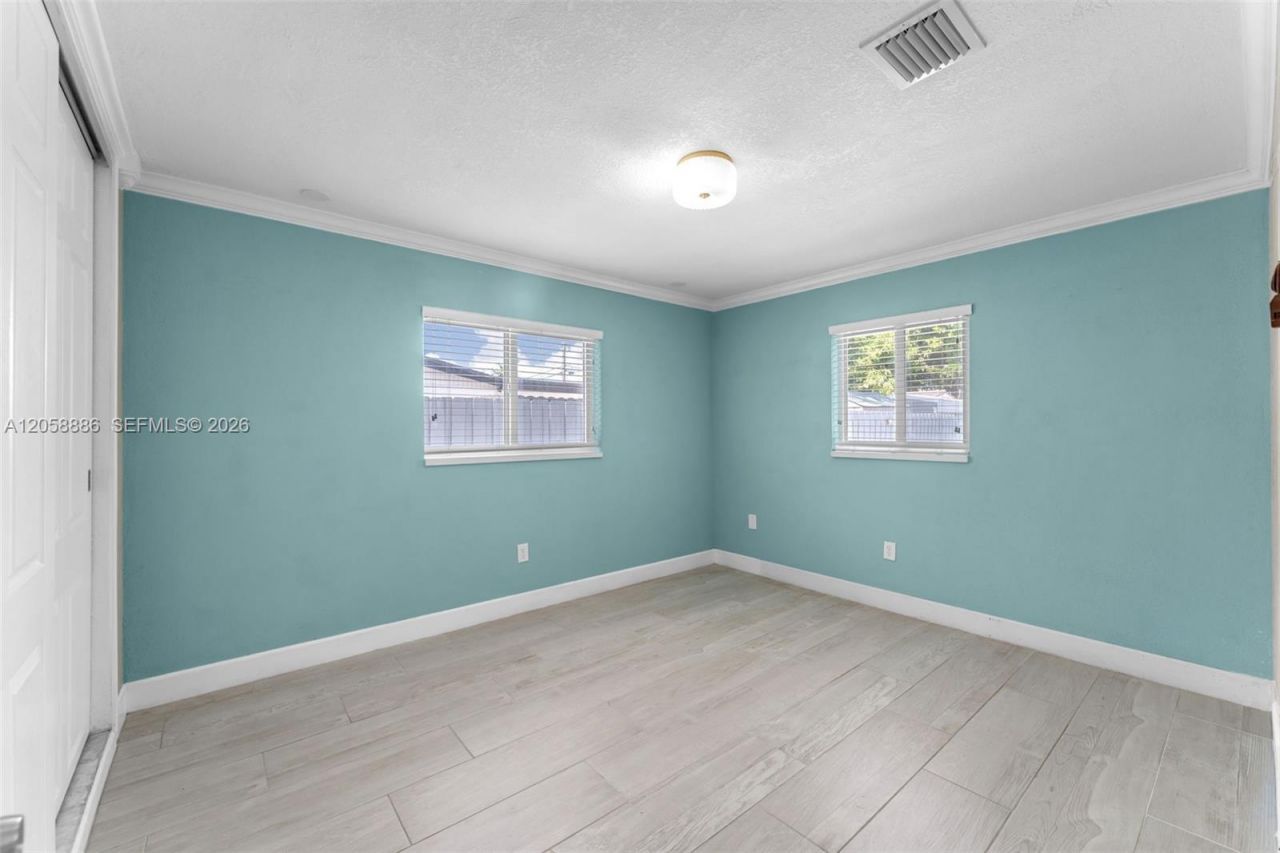 1310 SW 92nd Ave , Miami, FL 33174 Photo