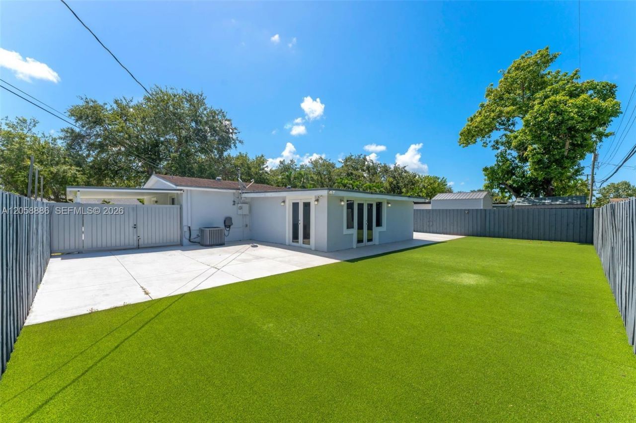 1310 SW 92nd Ave , Miami, FL 33174 Photo