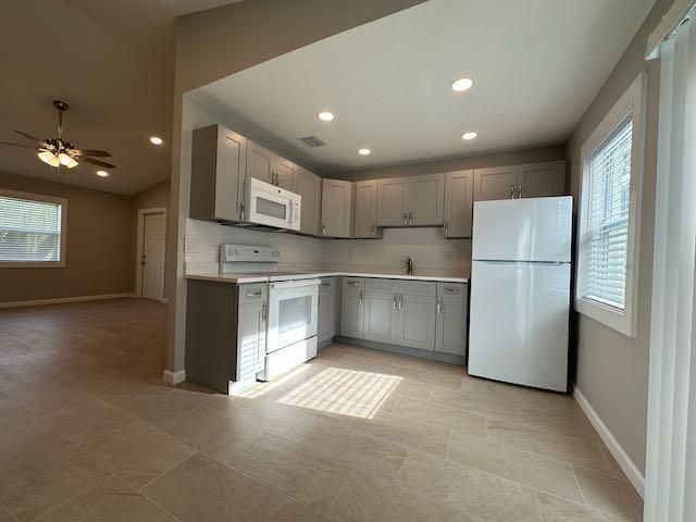 3166 SE Garden Street, Unit 3166, Stuart, FL 34997 Photo