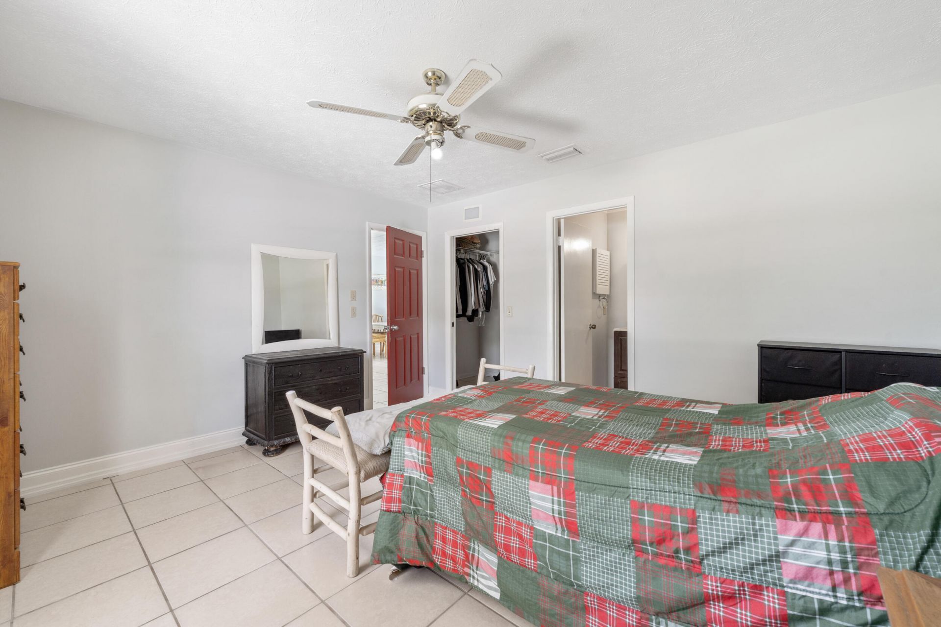 636 SW Eyerly Avenue, Port Saint Lucie, FL 34983 Photo