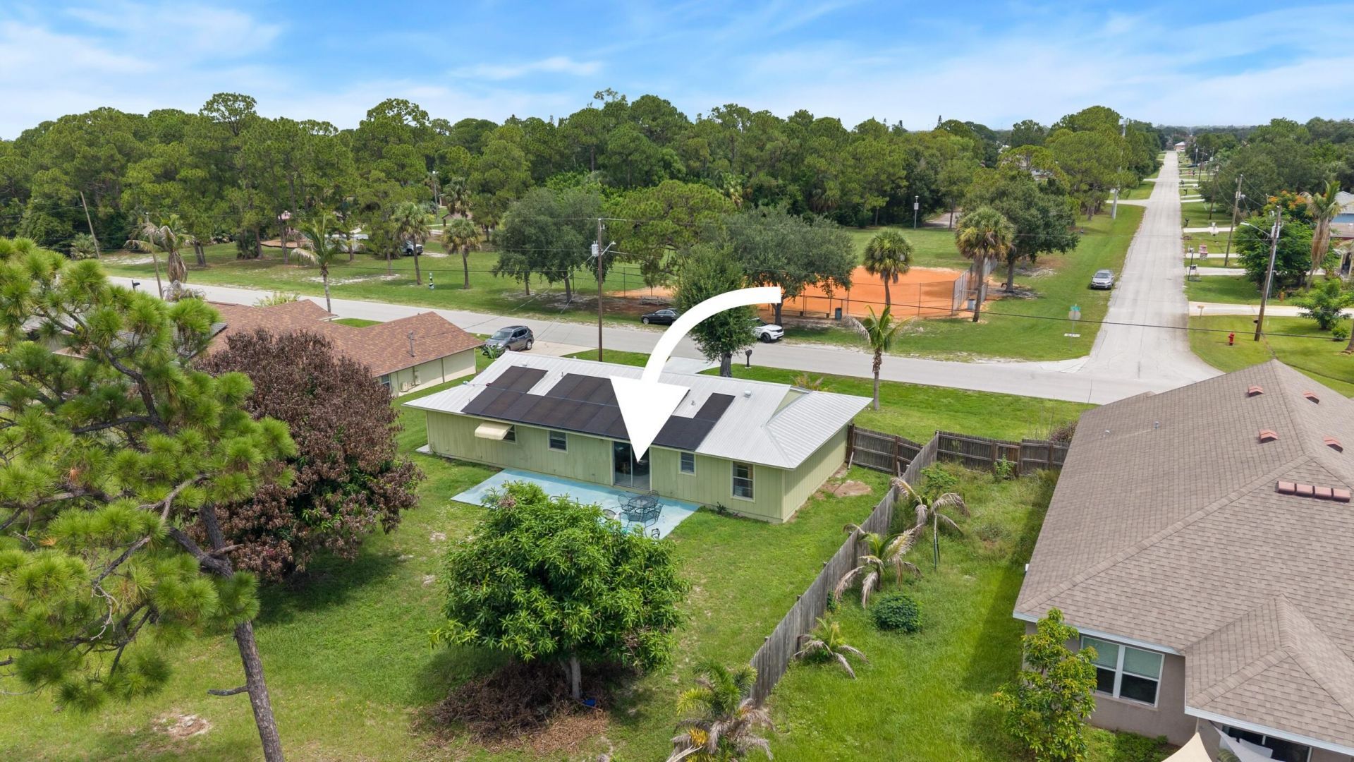 636 SW Eyerly Avenue, Port Saint Lucie, FL 34983 Photo