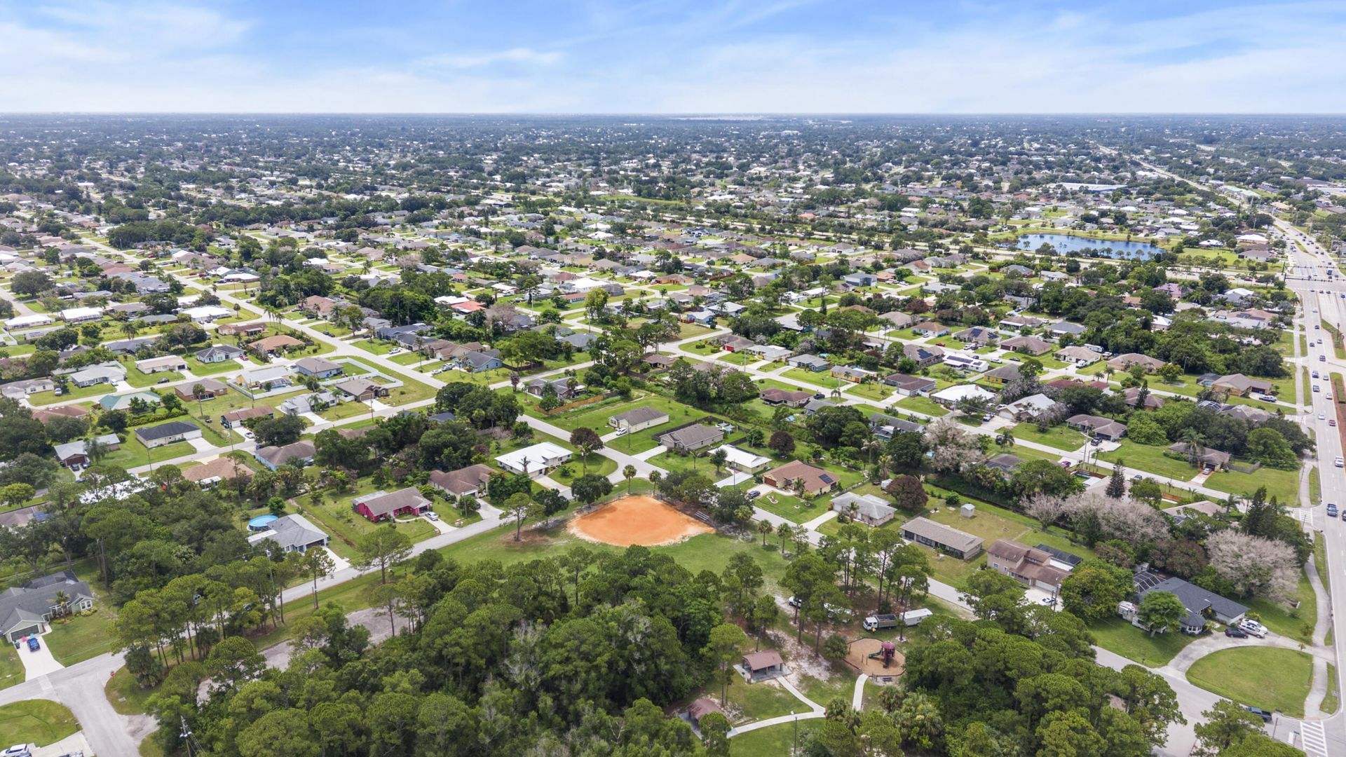 636 SW Eyerly Avenue, Port Saint Lucie, FL 34983 Photo