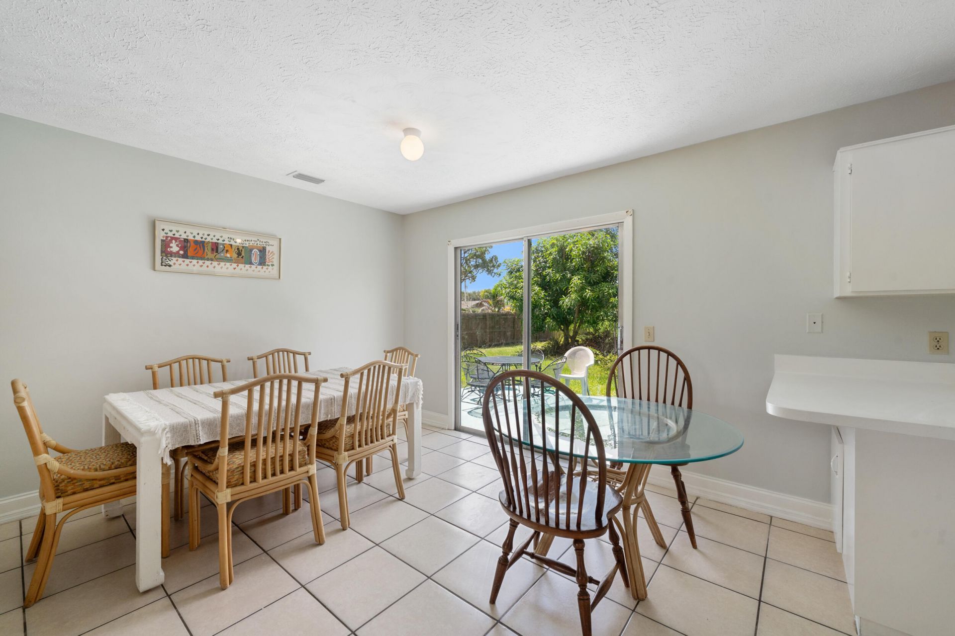 636 SW Eyerly Avenue, Port Saint Lucie, FL 34983 Photo