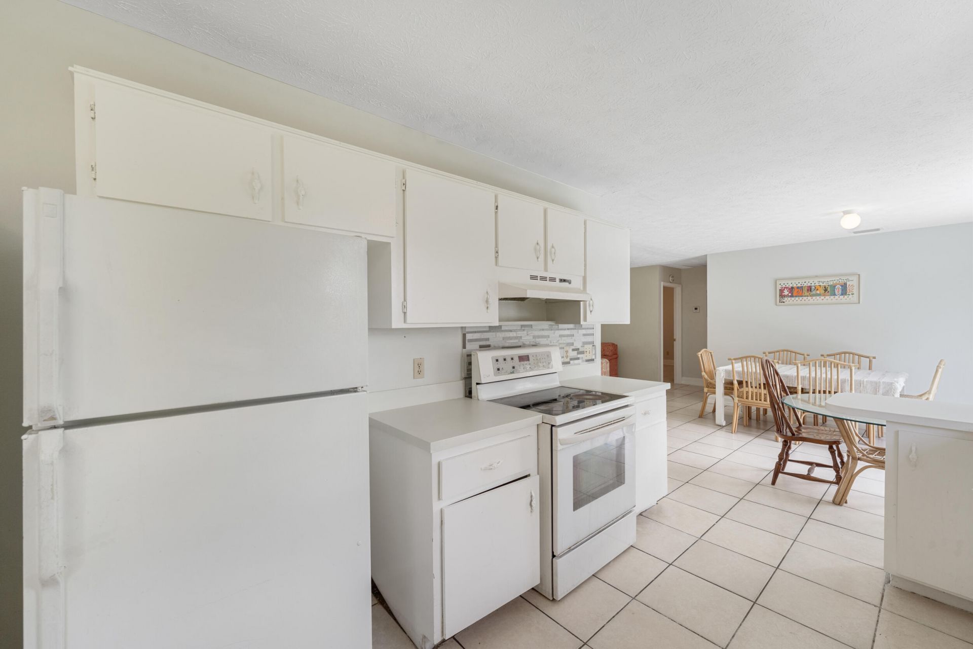 636 SW Eyerly Avenue, Port Saint Lucie, FL 34983 Photo