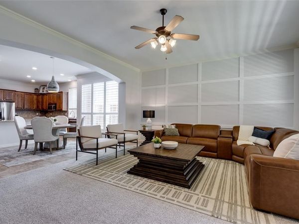 1237 Burnett Drive , Lantana, TX 76226