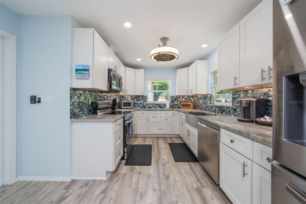 7311 Broughton Street, Sarasota, FL 34243 Photo