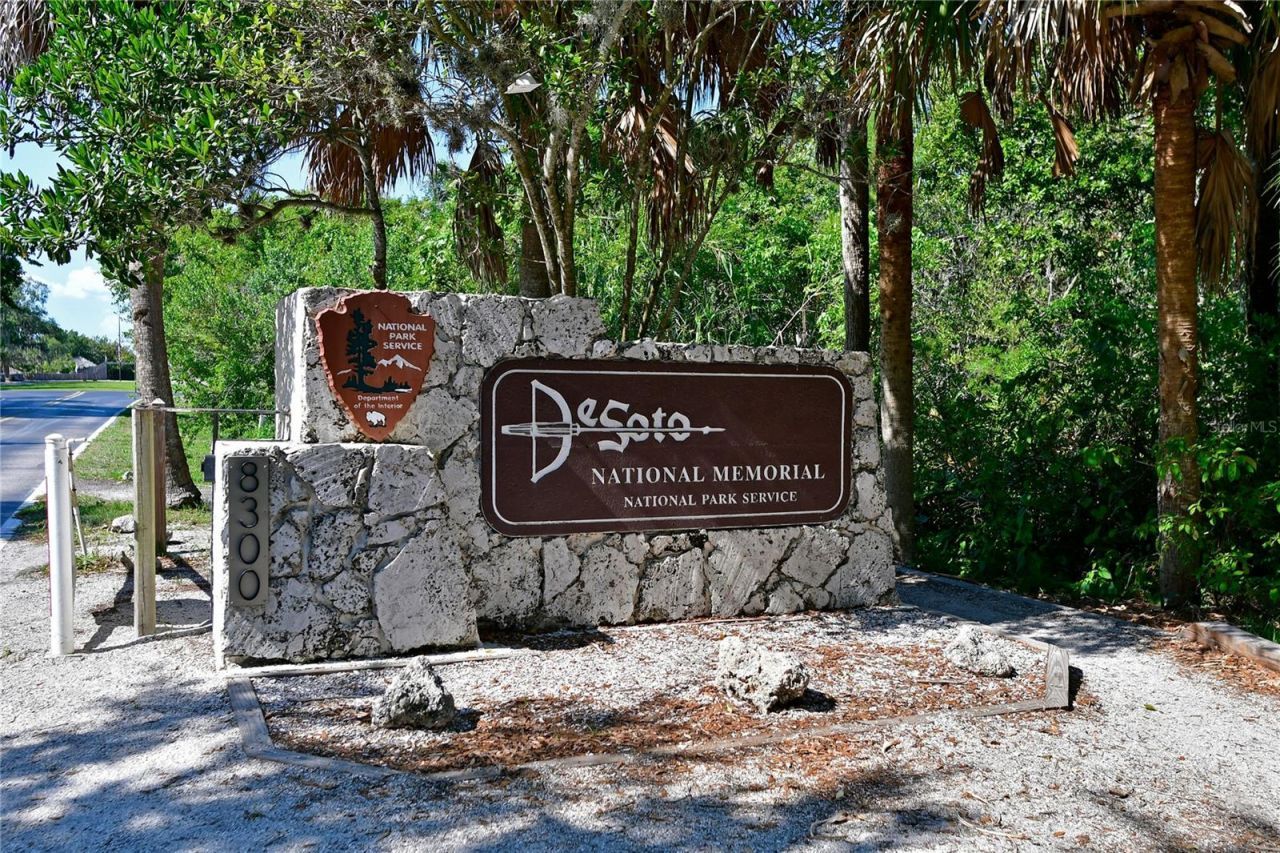 5812 2nd Ave Dr Nw, Bradenton, FL 34209 Photo