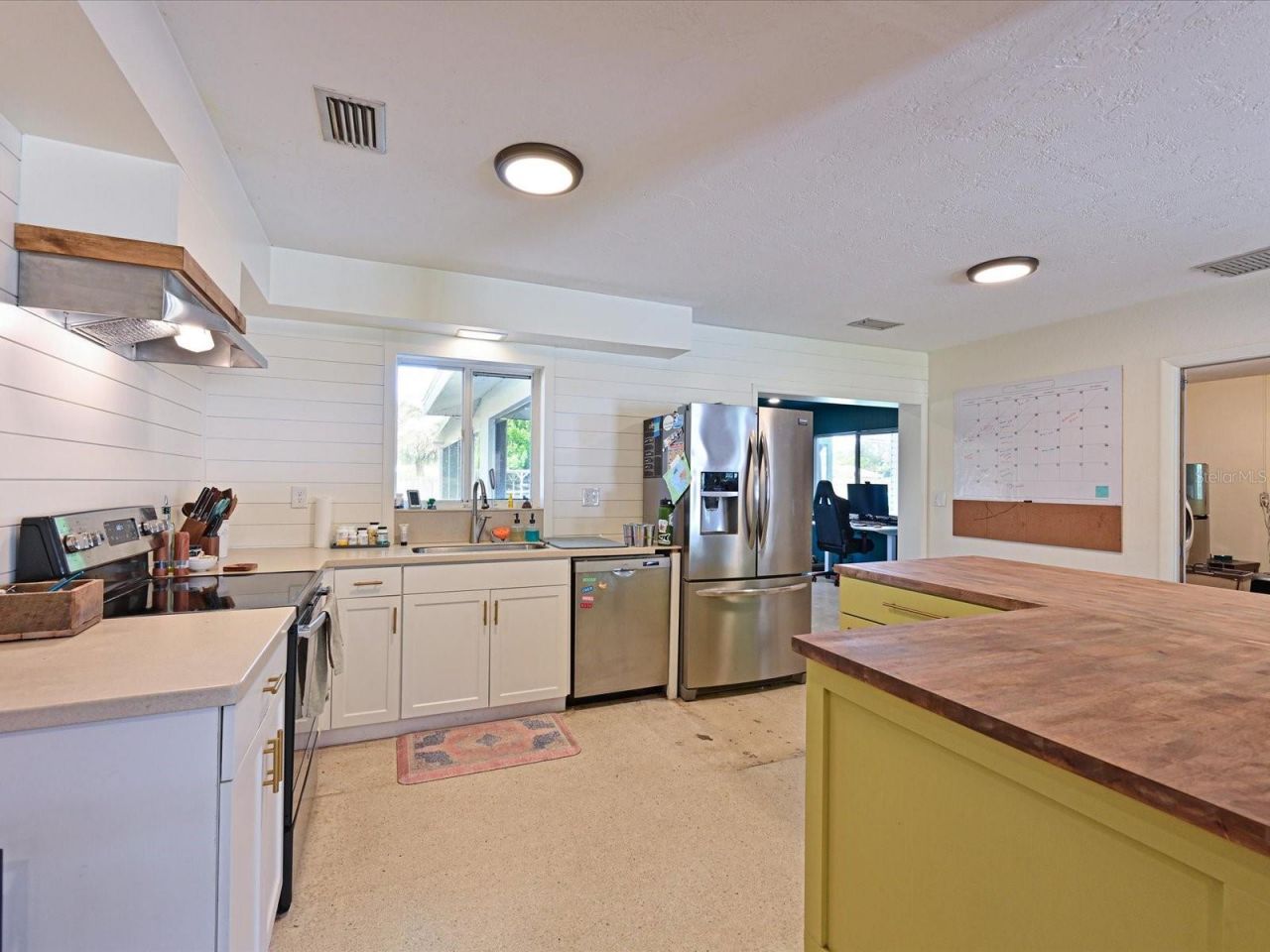 5812 2nd Ave Dr Nw, Bradenton, FL 34209 Photo