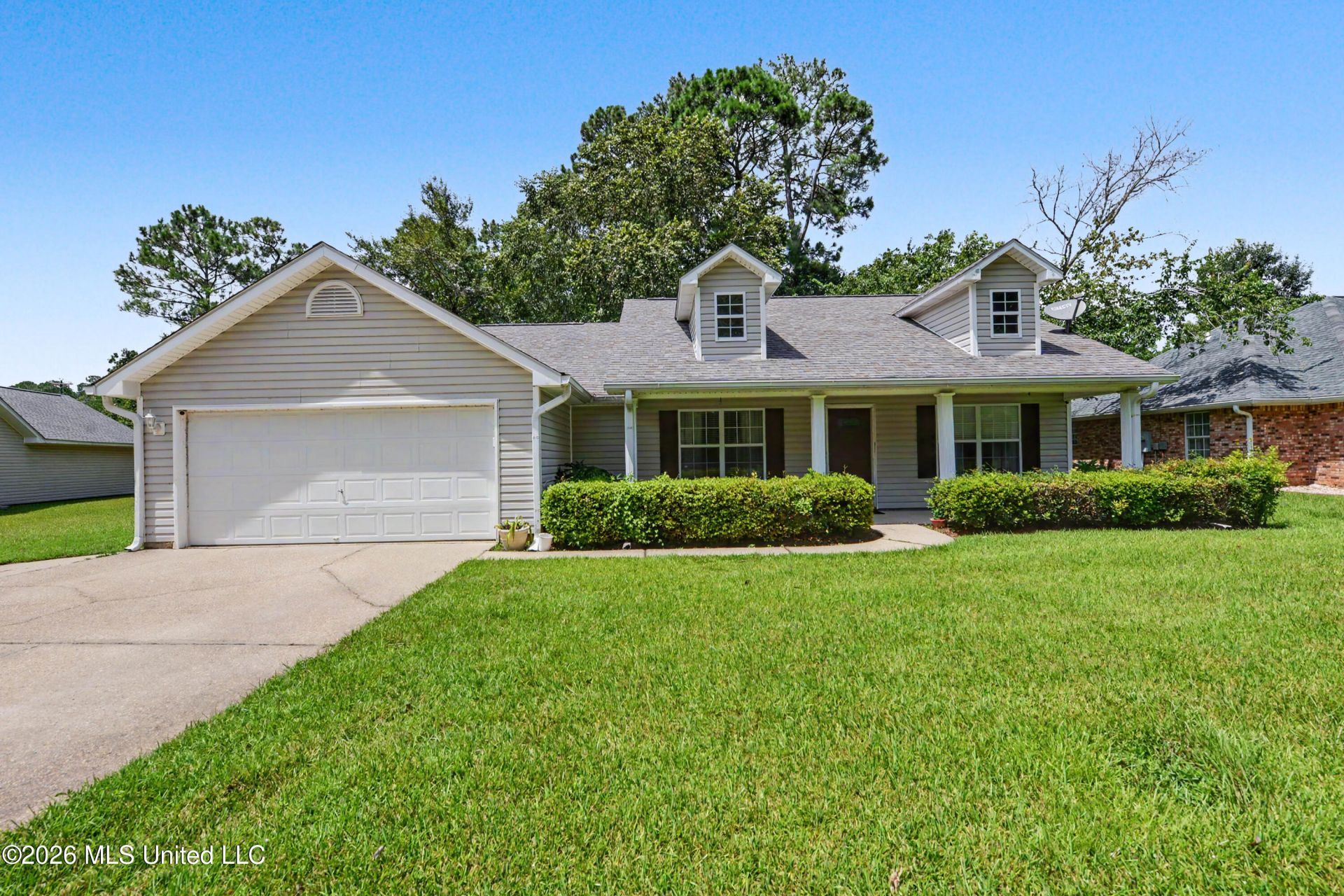 1828 Piney Lane, Gautier, MS 39553 Main Photo