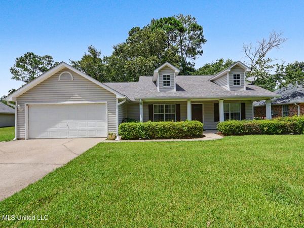 1828 Piney Lane, Gautier, MS 39553