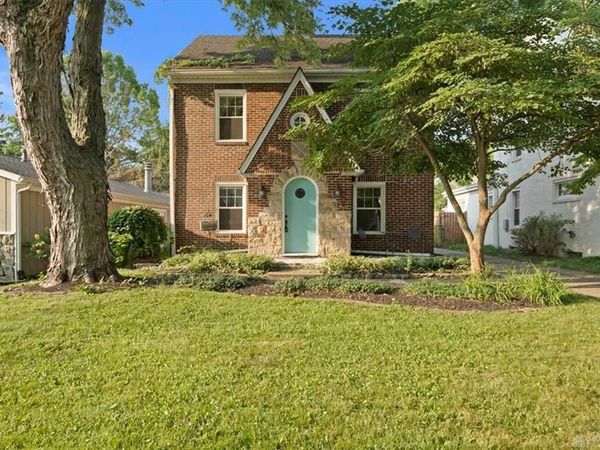 320 Claranna Avenue, Oakwood, OH 45419