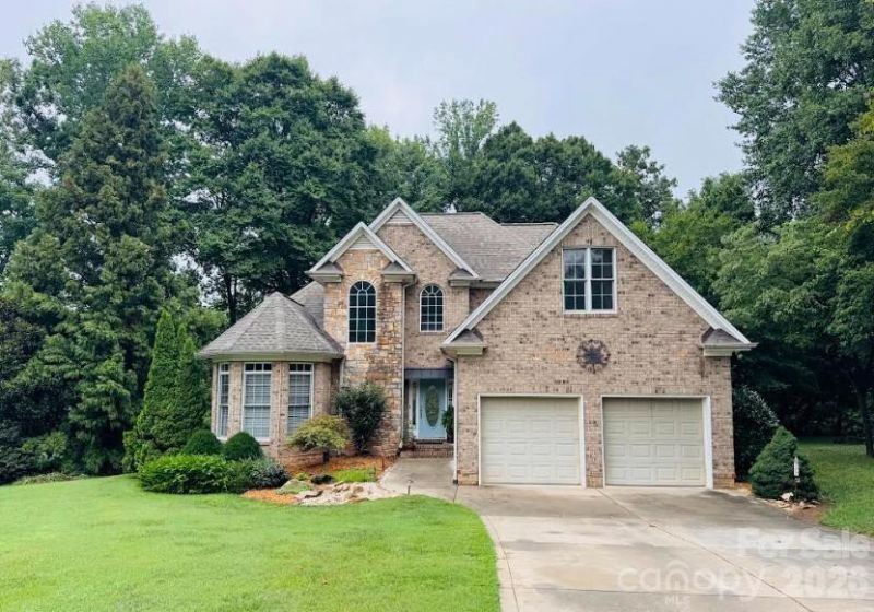 4029 Foxes Trail, Cramerton, NC 28032 Main Photo