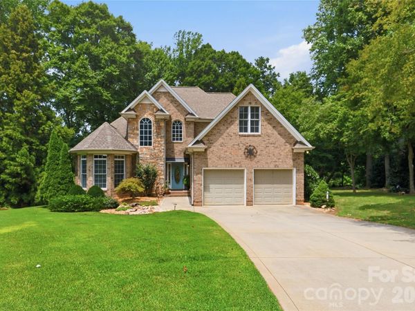 4029 Foxes Trail, Cramerton, NC 28032