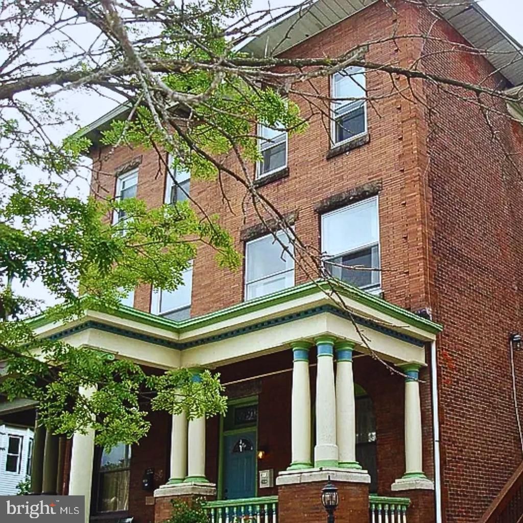 4913 Warrington Avenue, Unit 2, Philadelphia, PA 19143 Main Photo