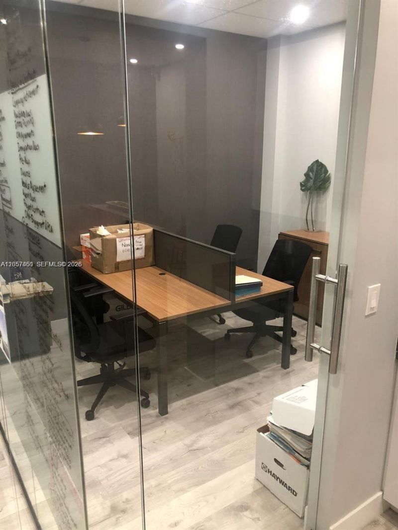 2893 Executive Park Dr , Unit 302, Weston, FL 33331 Photo