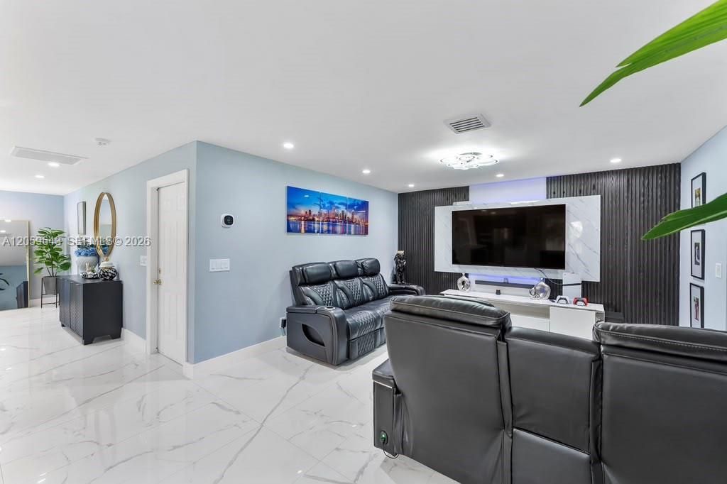 7501 NW 42nd St, Coral Springs, FL 33065 Photo