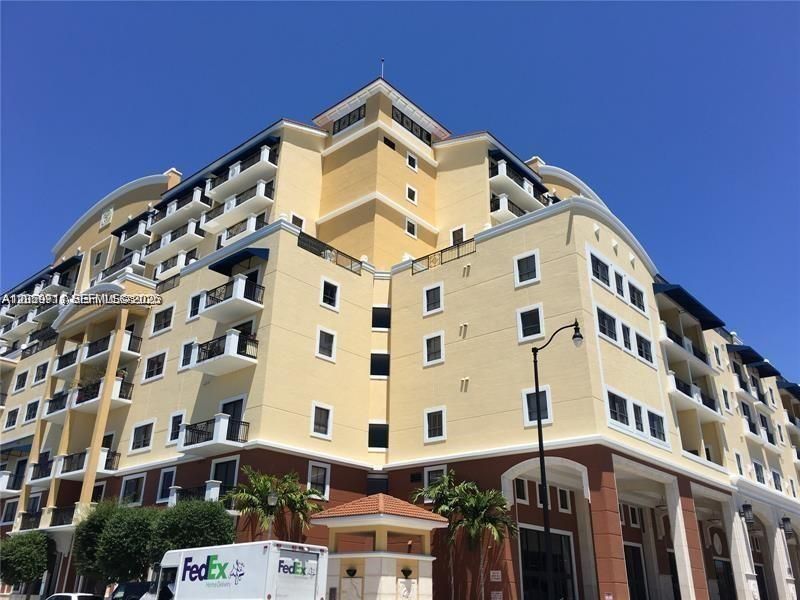 8390 SW 72nd Ave , Unit 710, Miami, FL 33143 Photo