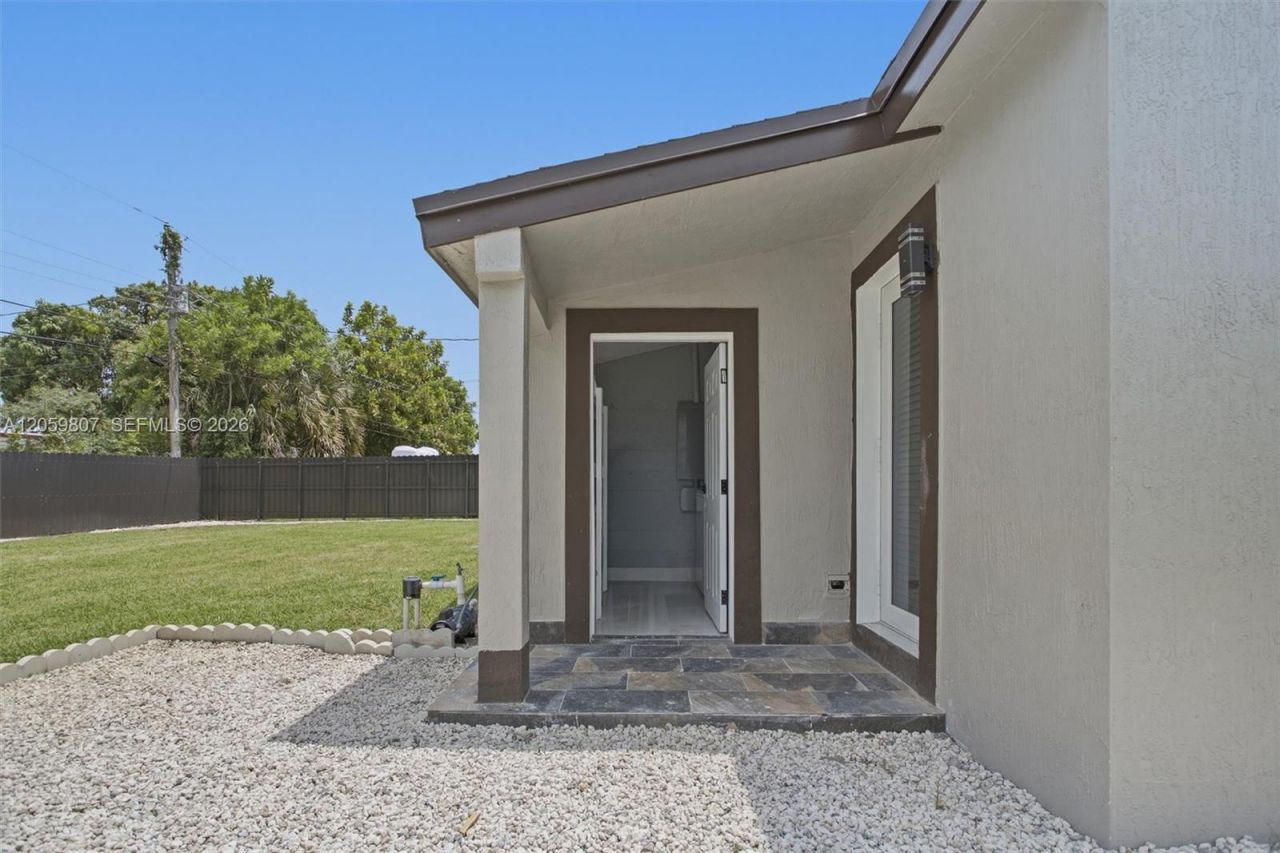 16031 NW 18th Ave , Miami Gardens, FL 33054 Photo