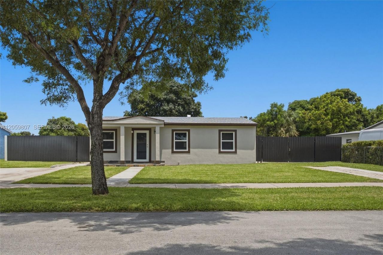 16031 NW 18th Ave , Miami Gardens, FL 33054 Photo