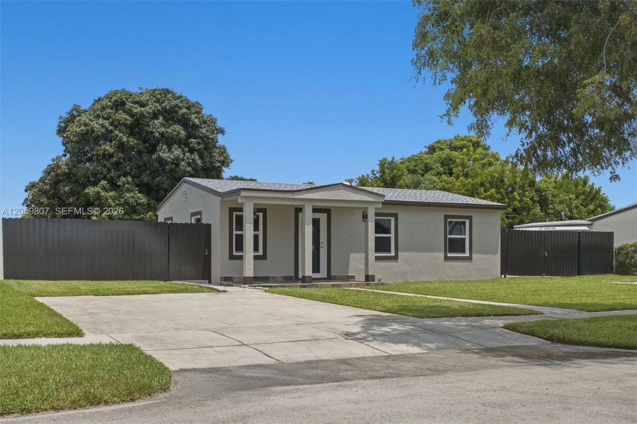 16031 NW 18th Ave , Miami Gardens, FL 33054 Photo