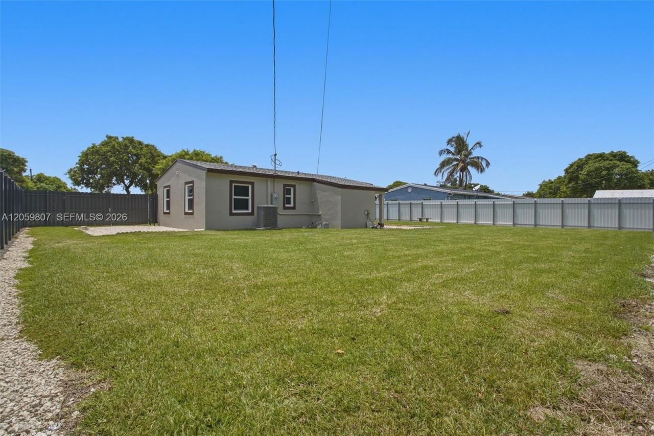 16031 NW 18th Ave , Miami Gardens, FL 33054 Photo