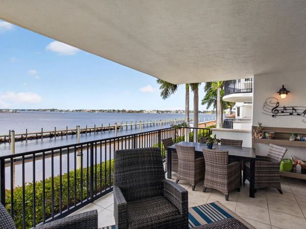 2700 S Federal Highway, Unit 203, Boynton Beach, FL 33435