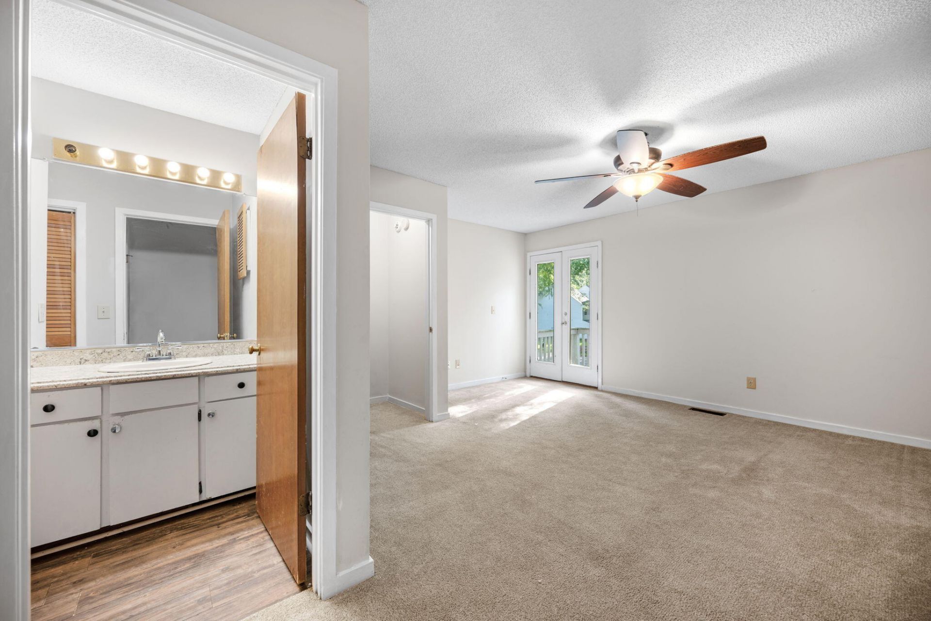 4796 Champion Way Photo 24