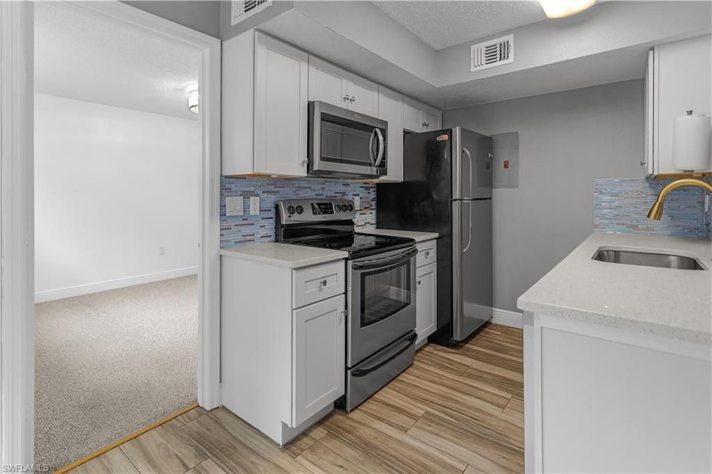 12561 Equestrian Cir, Unit 816, Fort Myers, FL 33907 Photo