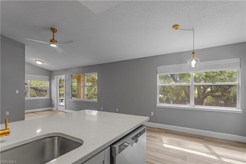 12561 Equestrian Cir, Unit 816, Fort Myers, FL 33907 Photo