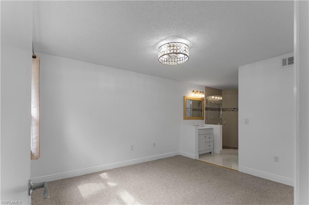 12561 Equestrian Cir, Unit 816, Fort Myers, FL 33907 Photo
