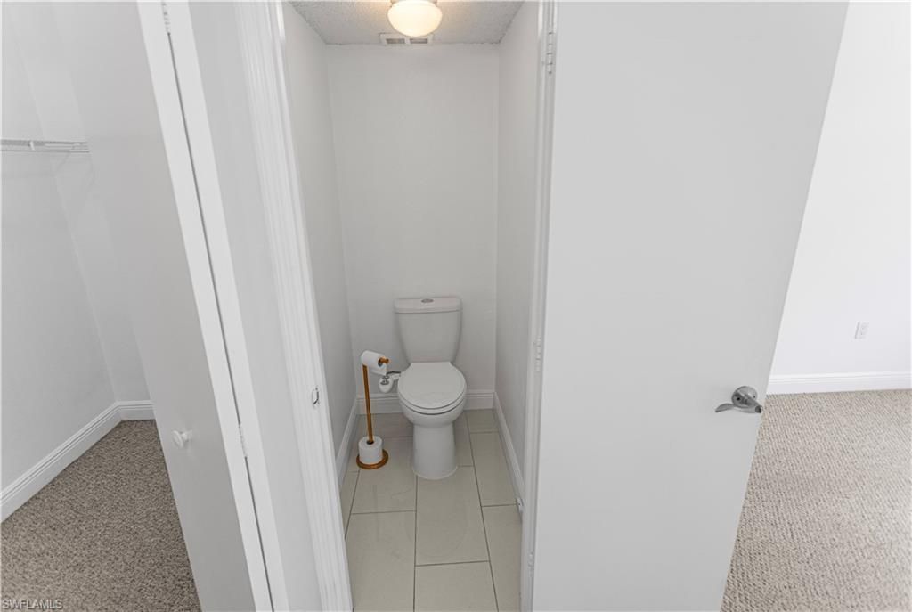 12561 Equestrian Cir, Unit 816, Fort Myers, FL 33907 Photo