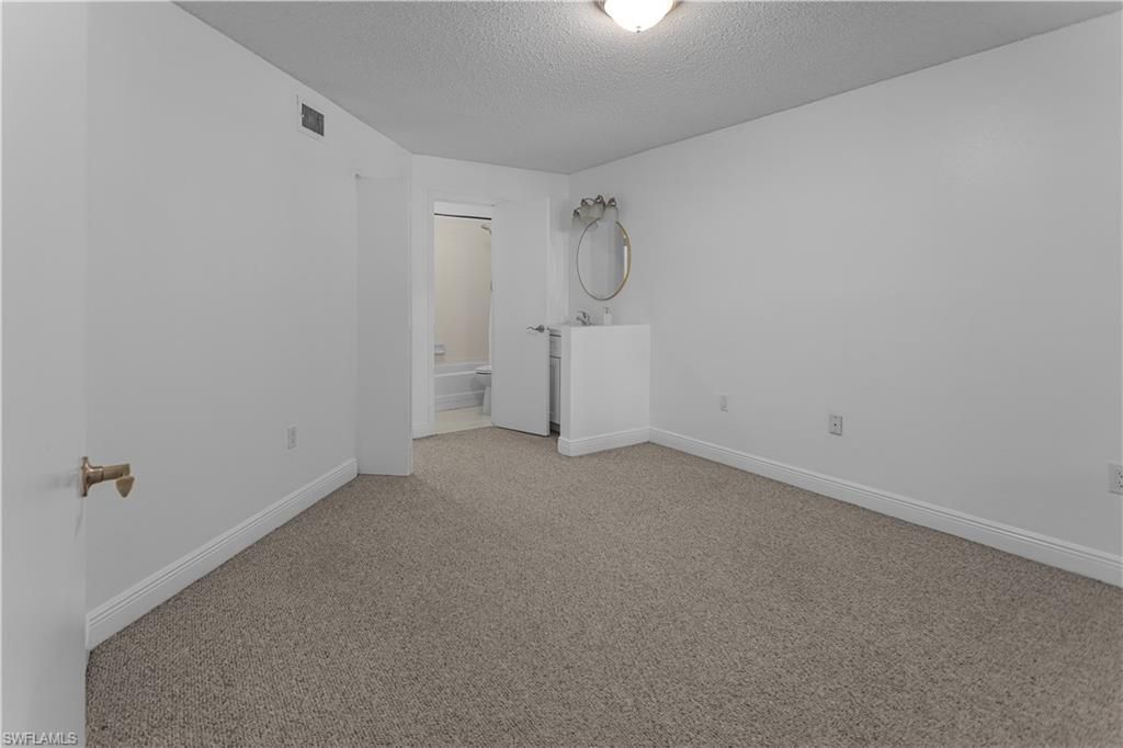 12561 Equestrian Cir, Unit 816, Fort Myers, FL 33907 Photo