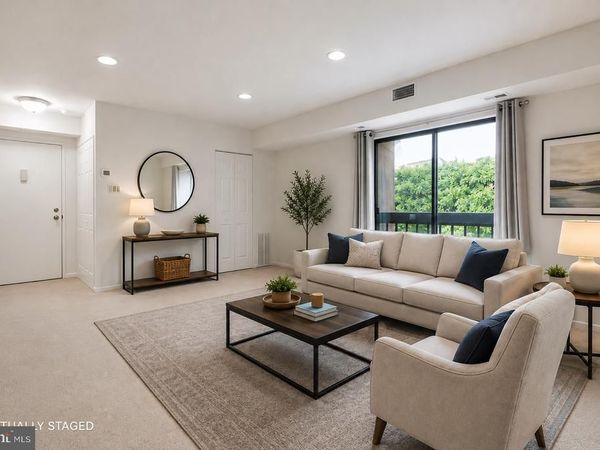 55204 DELAIRE LANDING ROAD, PHILADELPHIA, PA 19114