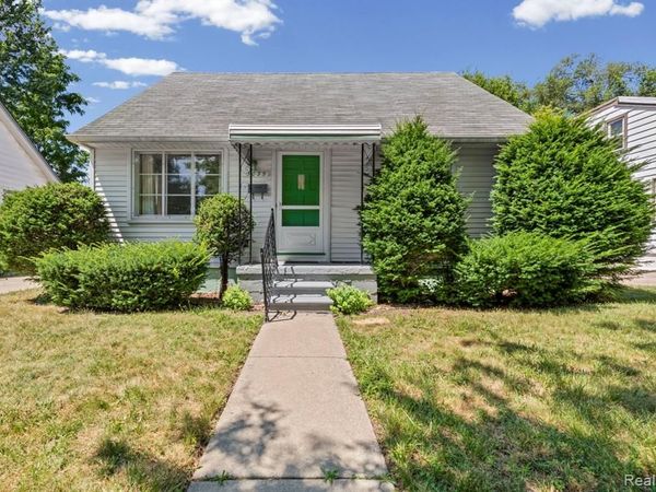 3035 Wolcott Street, Ferndale, MI 48220