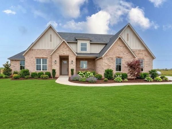 4102 Hawthorne Street, Piedmont, OK 73078