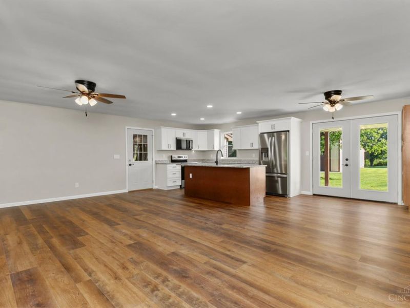 8973 Tri County Highway, Eagle Twp, OH 45171 Photo 10