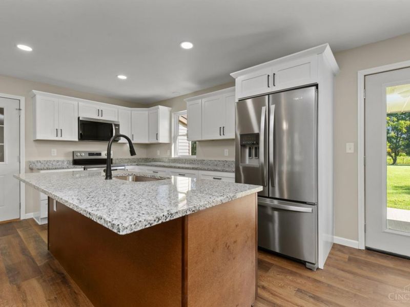 8973 Tri County Highway, Eagle Twp, OH 45171 Photo 13