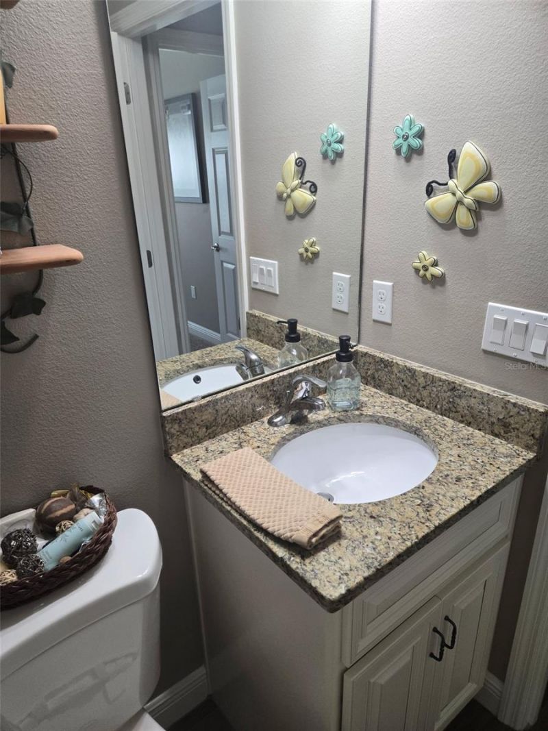 27728 Lisa Drive, Tavares, FL 32778 Photo