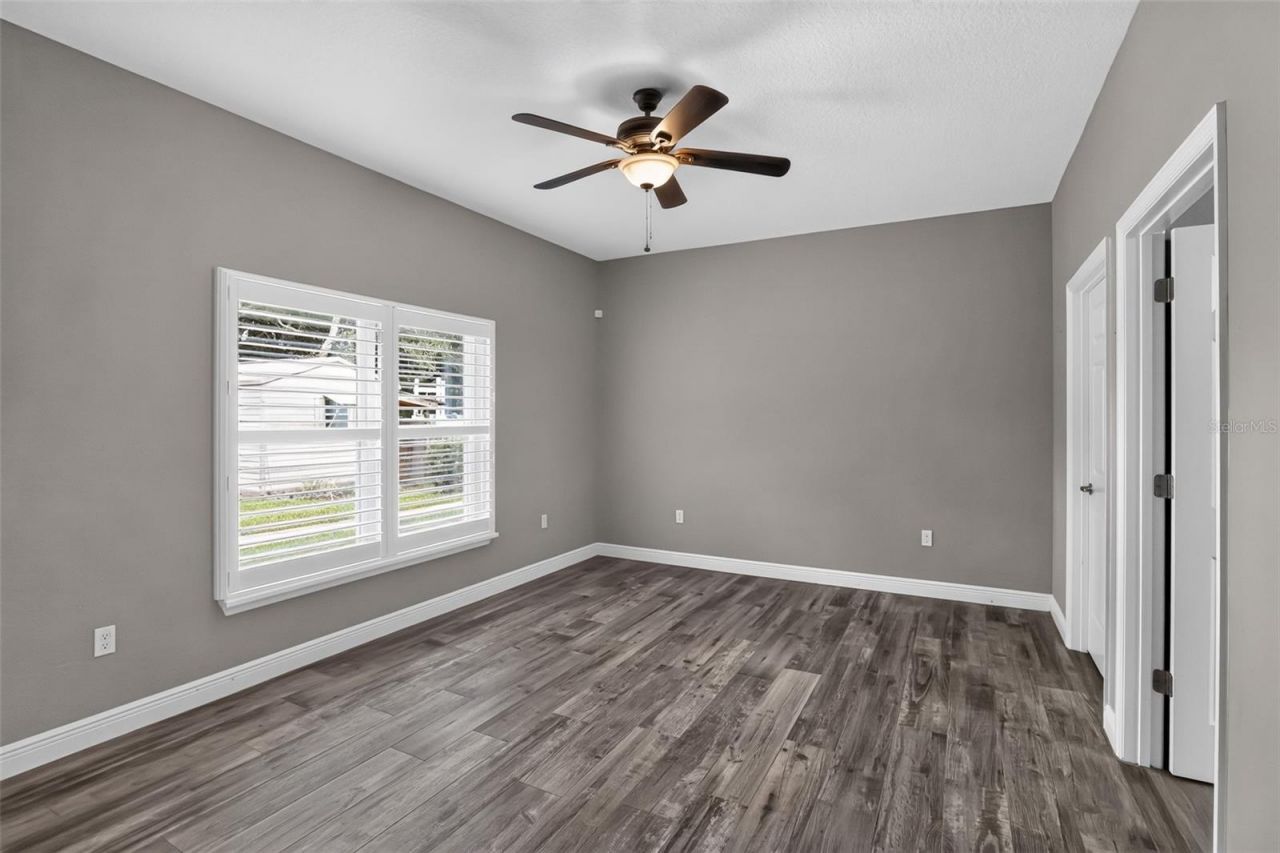 27728 Lisa Drive, Tavares, FL 32778 Photo